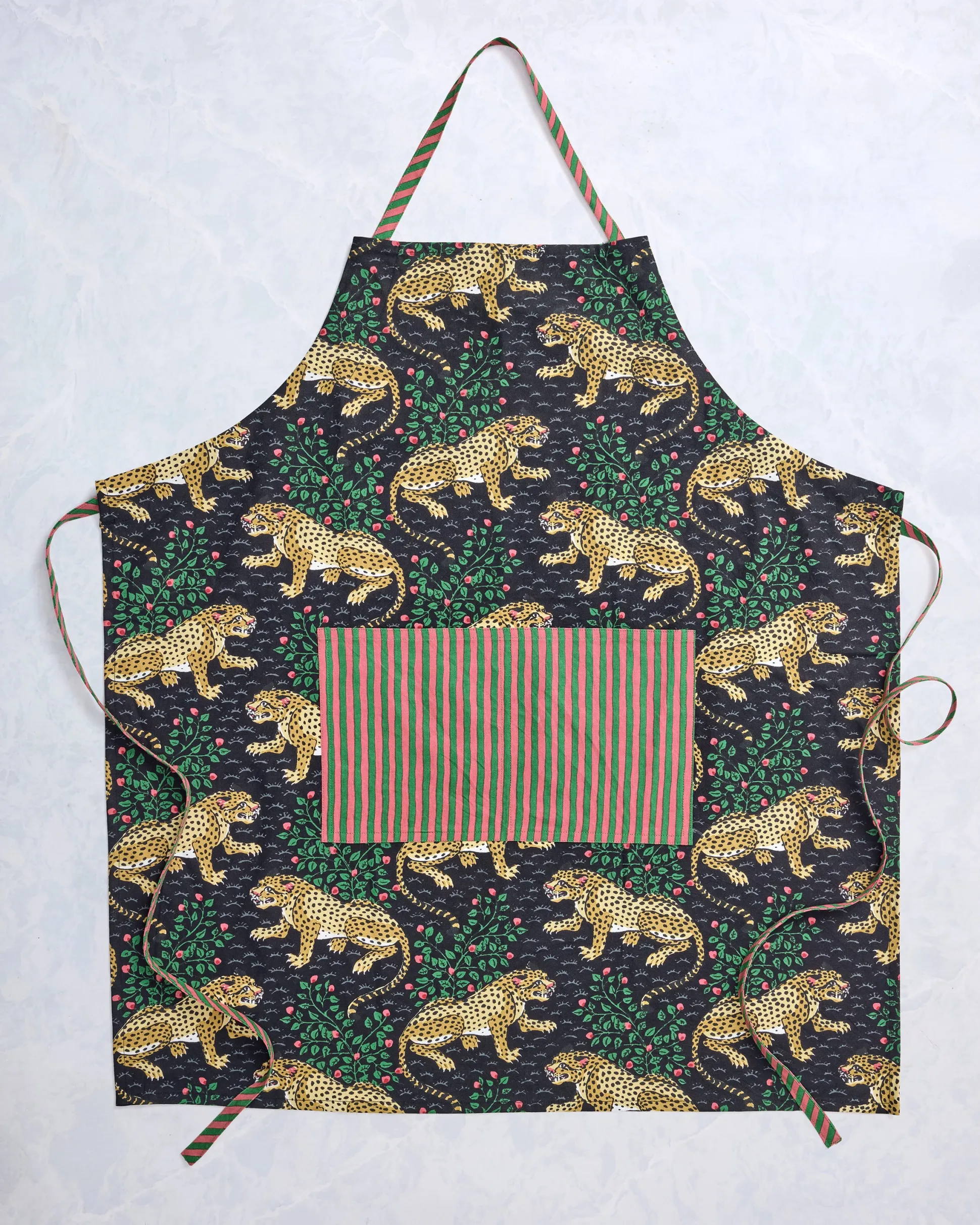 Apron in Bagheera