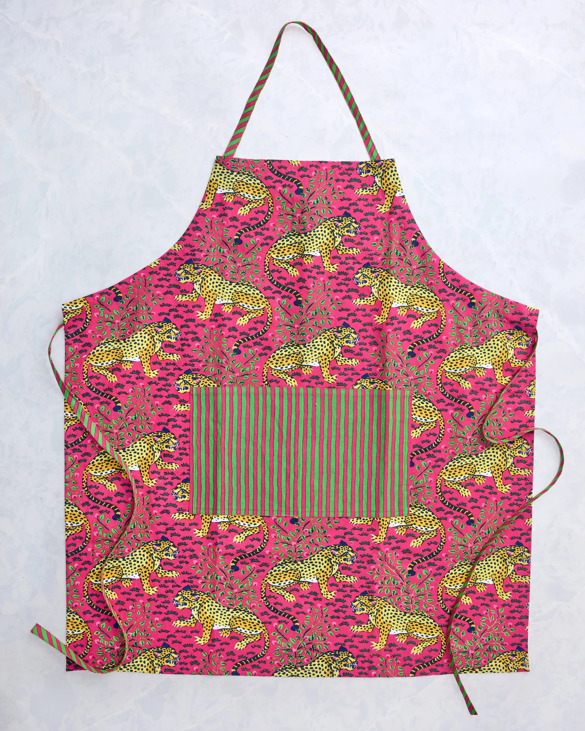 Apron in Bagheera