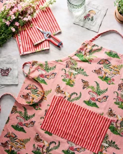 Apron in Butterfly Forager