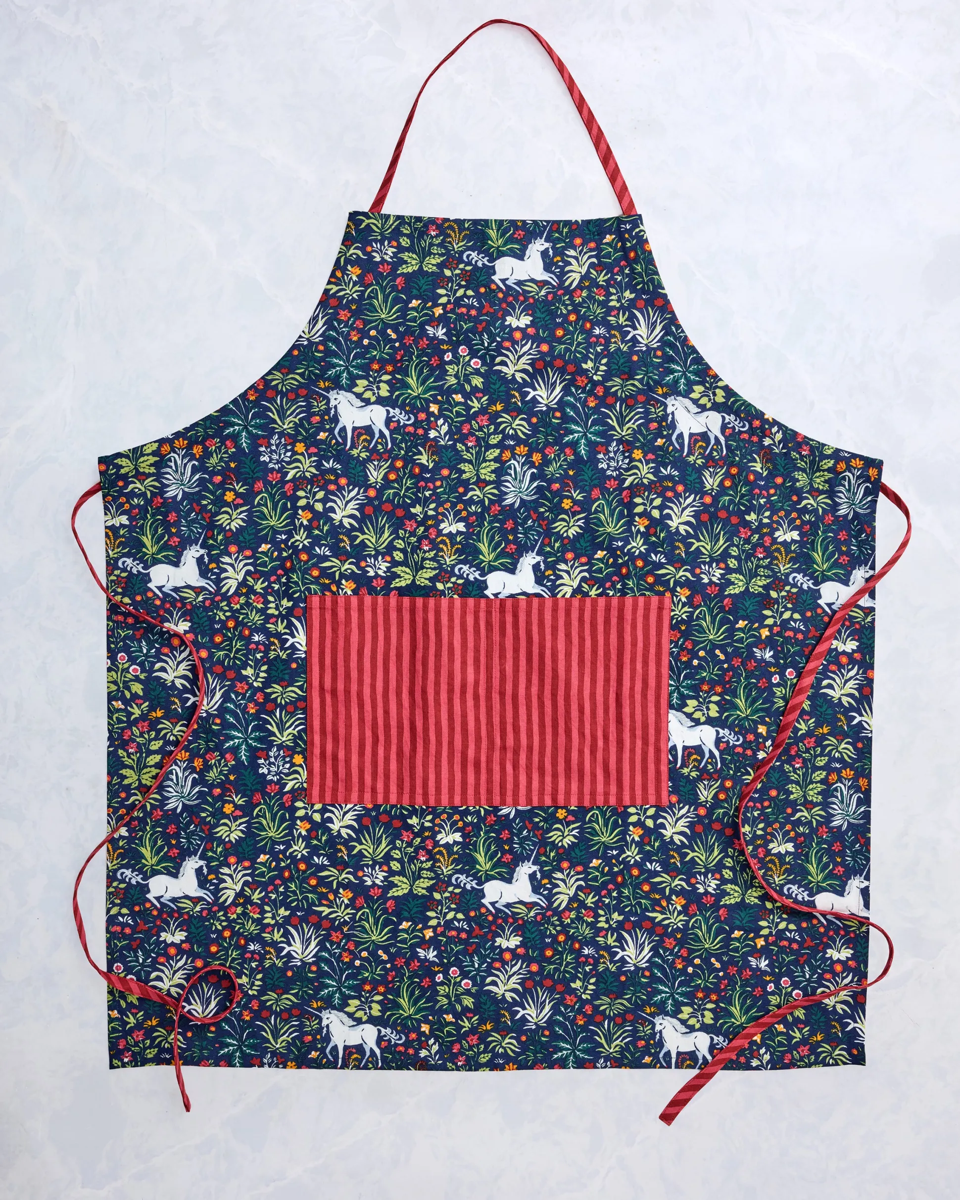 Apron in Unicorns Garden
