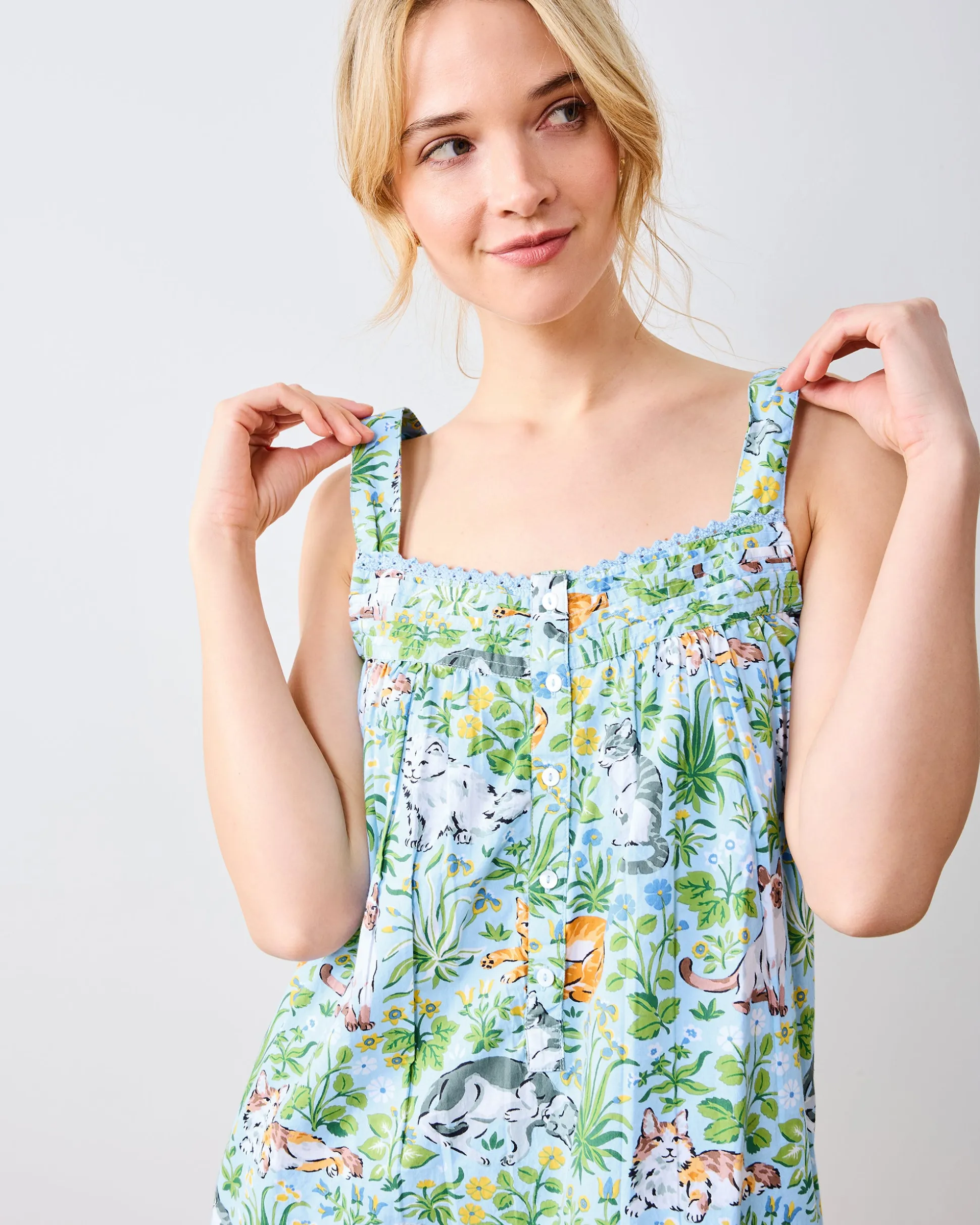 Back To Bed Nightgown in Must Love Cats