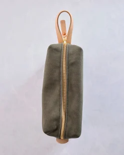 Canvas Travel Kit in Olive
