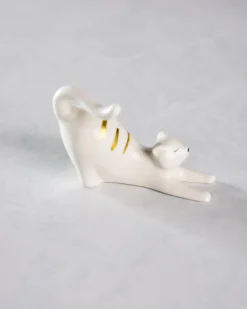 Ceramic Stretching Cat Ring Holder in White Combo