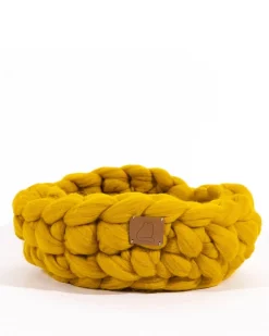 Chunky Knit Wool Cat Bed in Yellow
