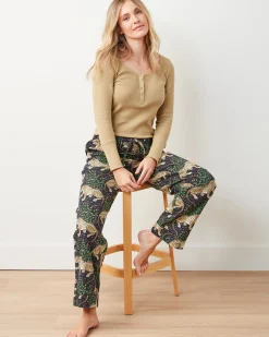 Cozy Henley in Moss