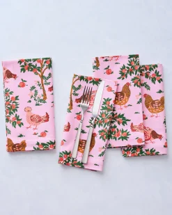 Dinner Napkins Set Of 4 in Hen House