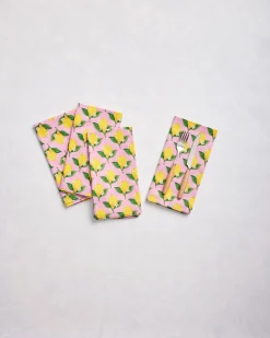Dinner Napkins Set of 4 in Lemon Twist