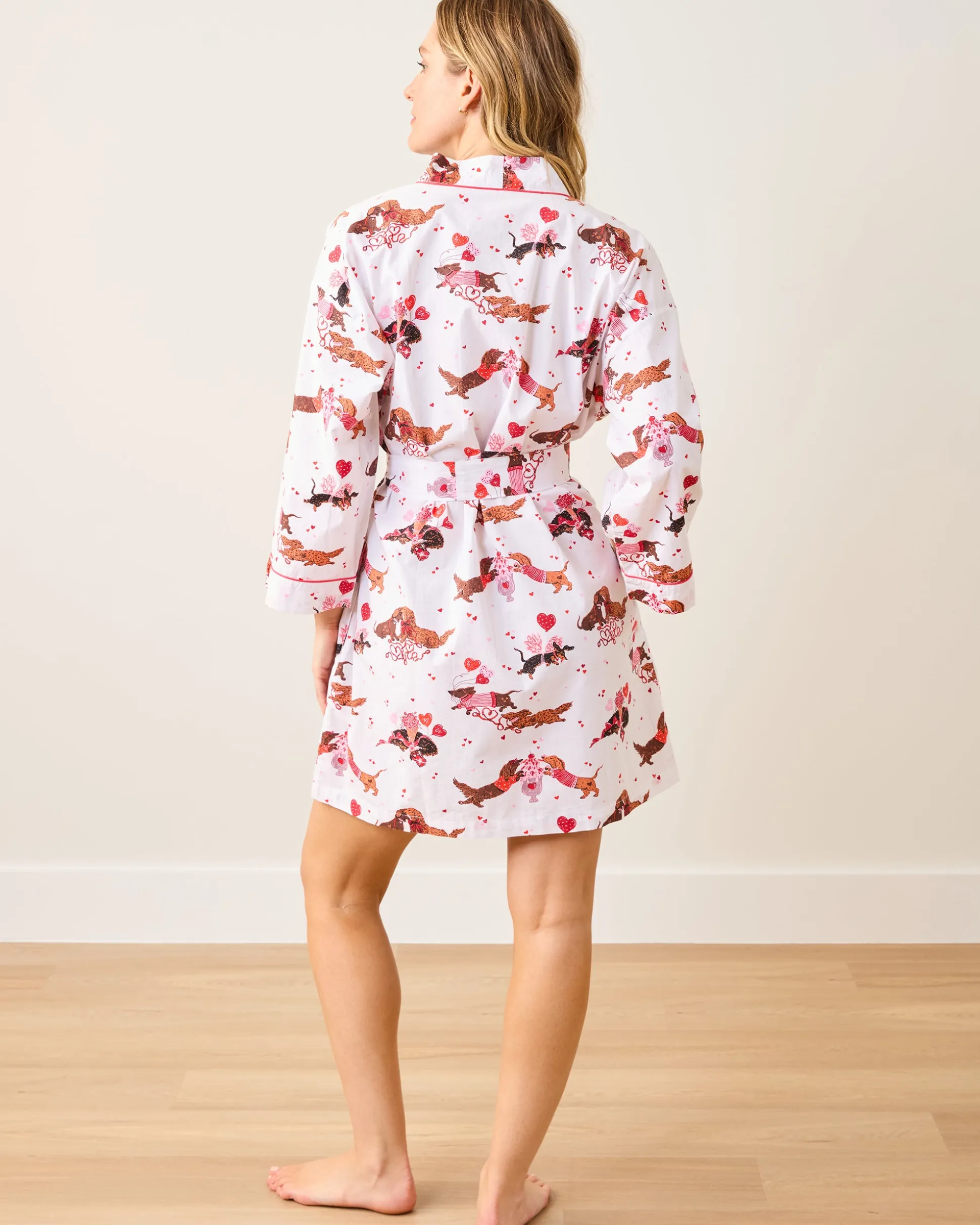 Getting Ready Robe in Dachshund Date