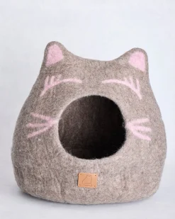 Girl Cat Wool Cat Bed in Taupe Combo