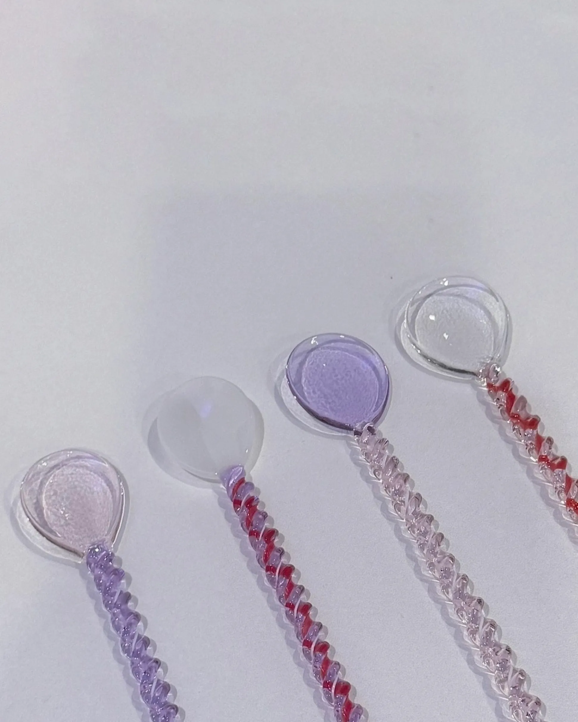 Glass Stirring Spoon in White/Swirl