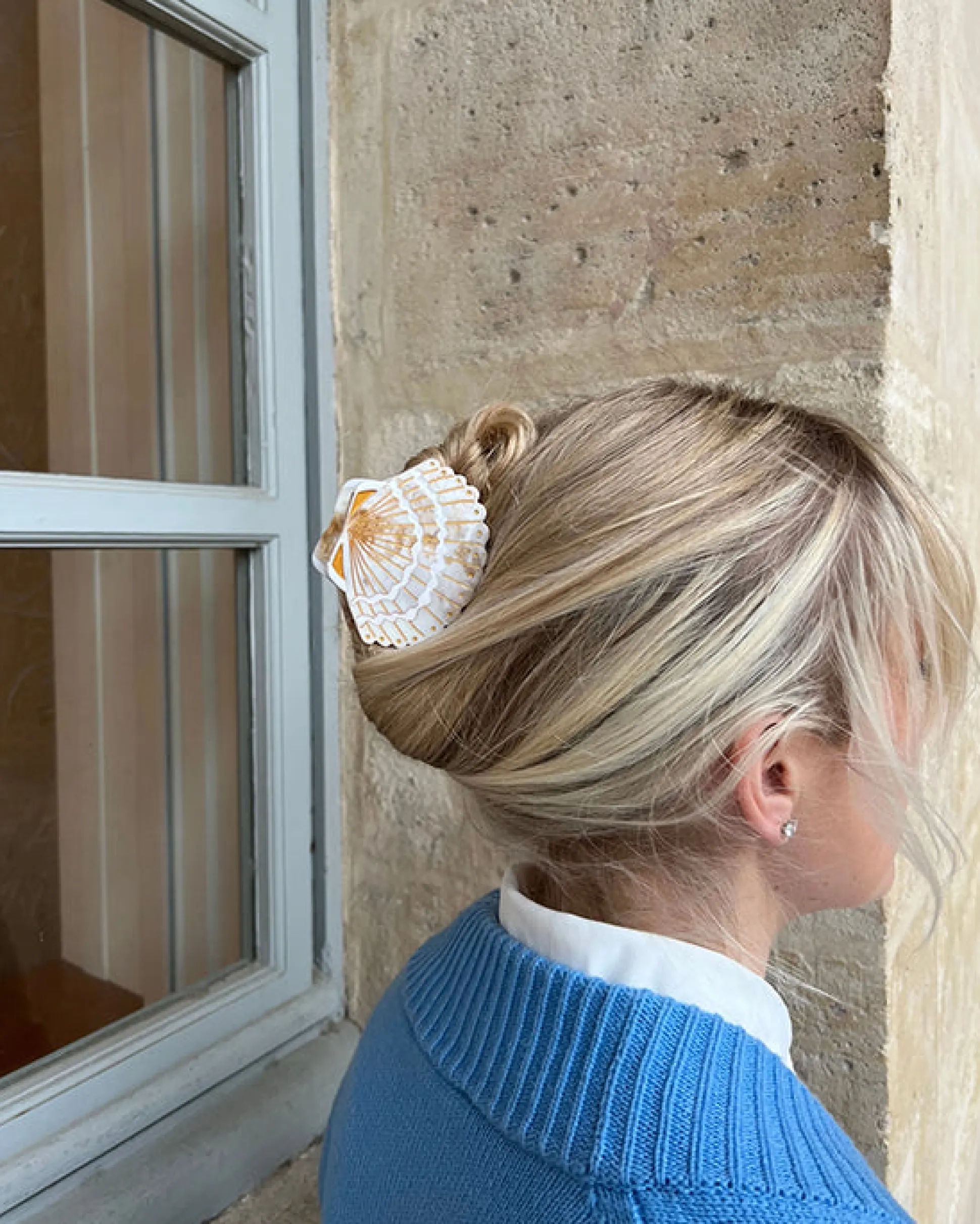 Hand- Painted Claw Hair Clip in Golden Seashell
