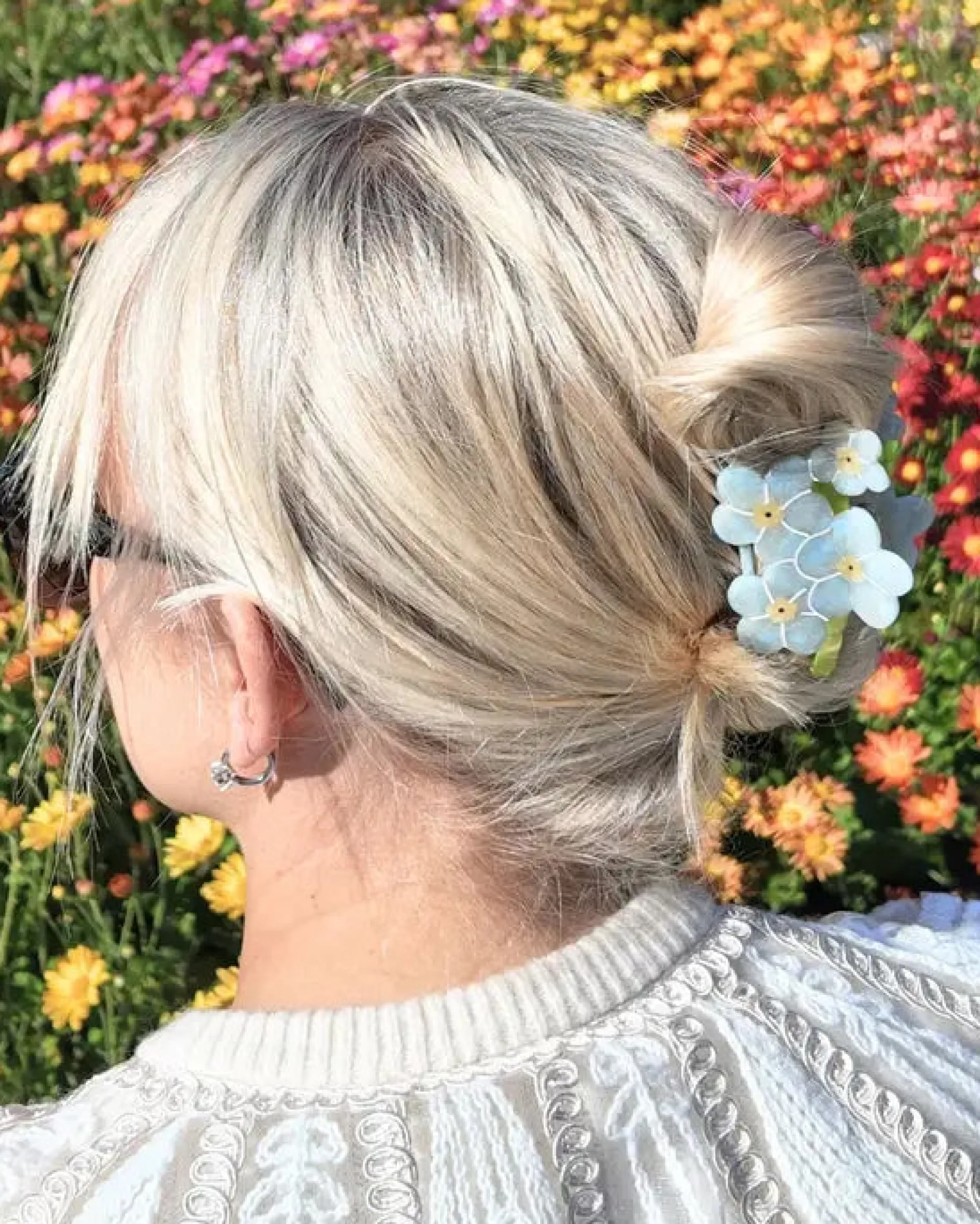 Hand Painted Forget Me Not Claw Hair Clip in Blue Combo