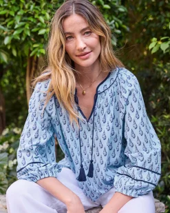 Kaia Blouse in Conch Cascade