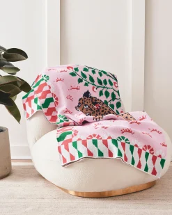 Knit Throw Blanket in Bagheera
