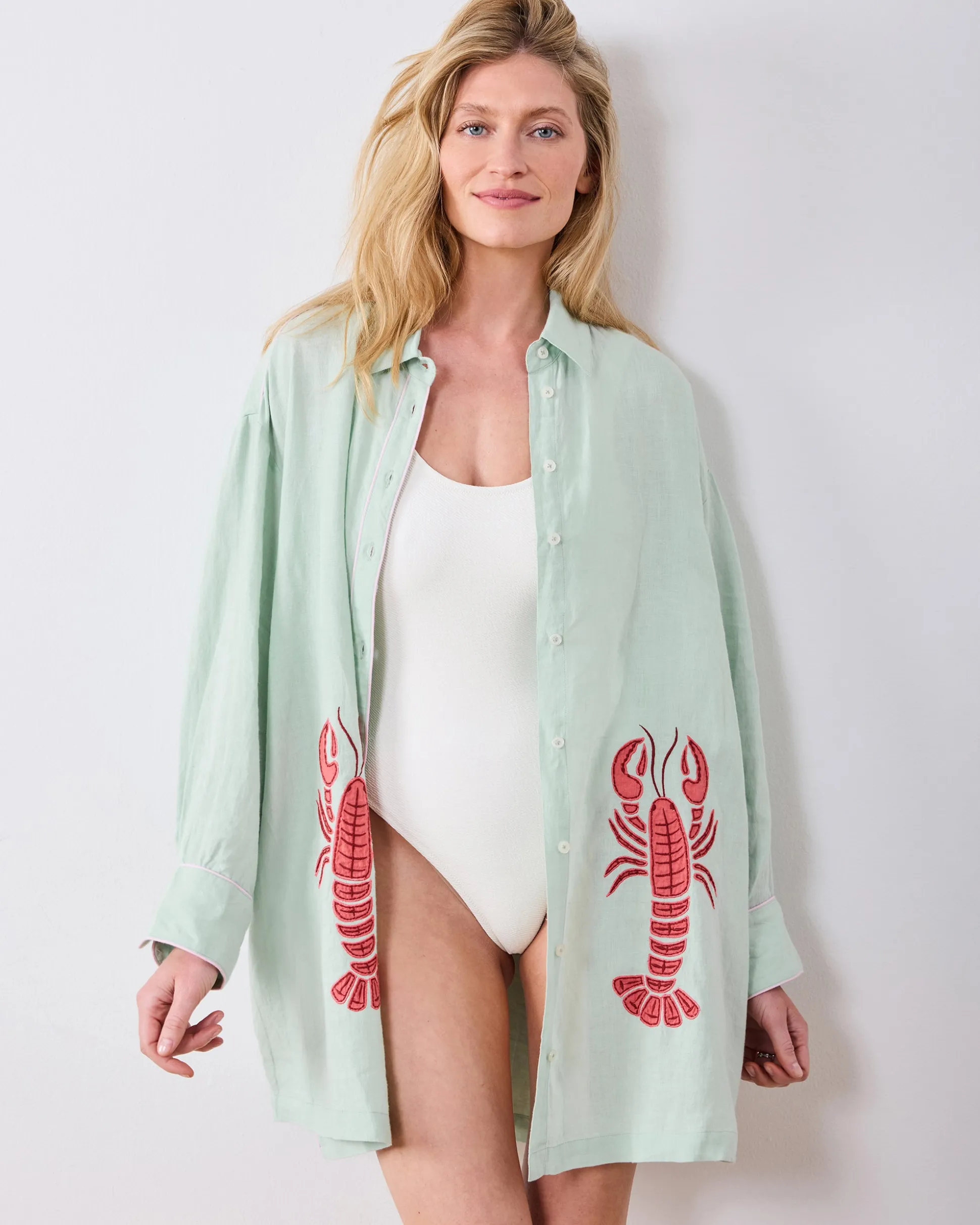 Linen Cabana Button Down in Lobster Landing Applique