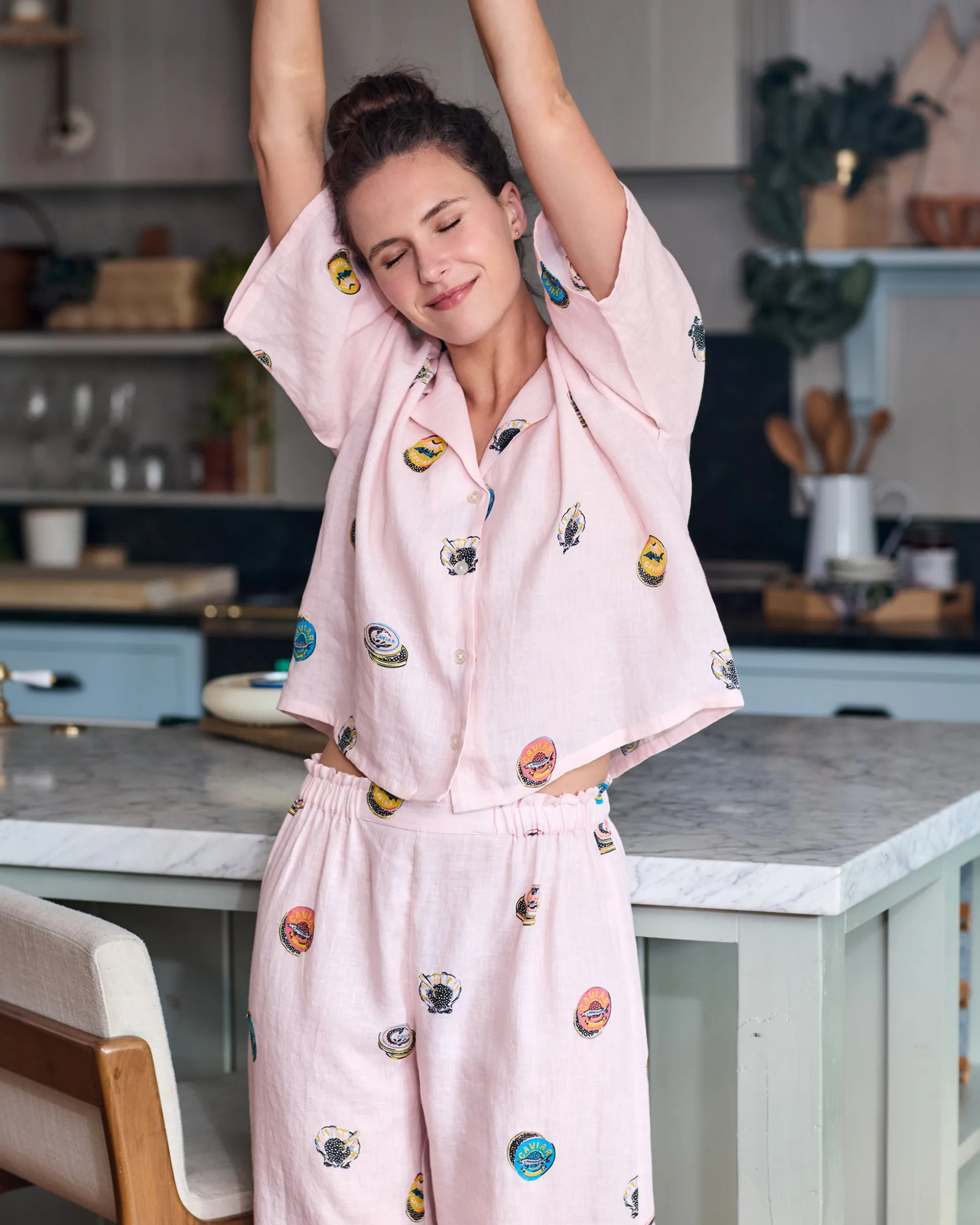 Linen Wildest Dreams Set in Embroidered Coastal Caviar