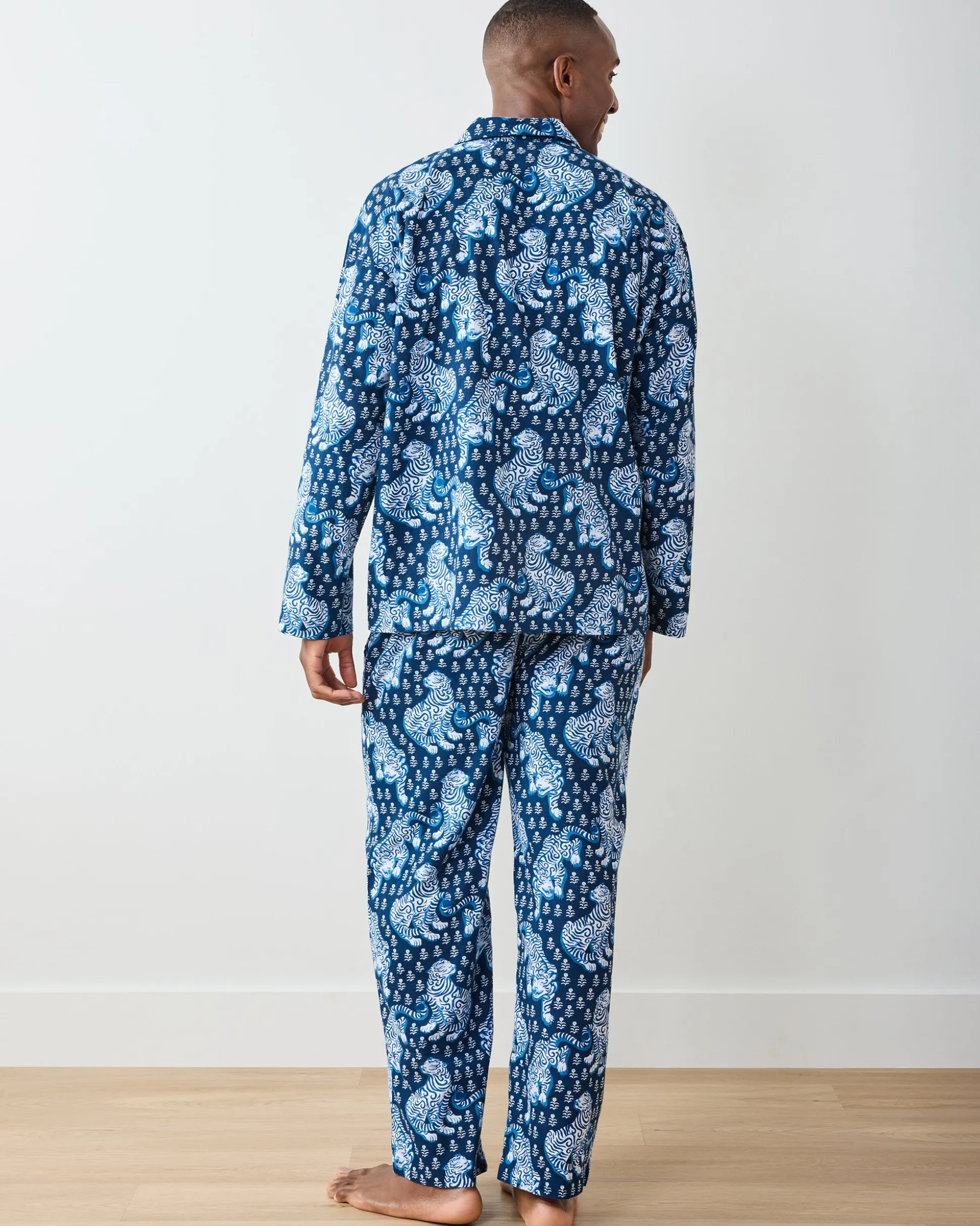 Men's Lightweight Flannel Long PJ Set in Tiger Queen