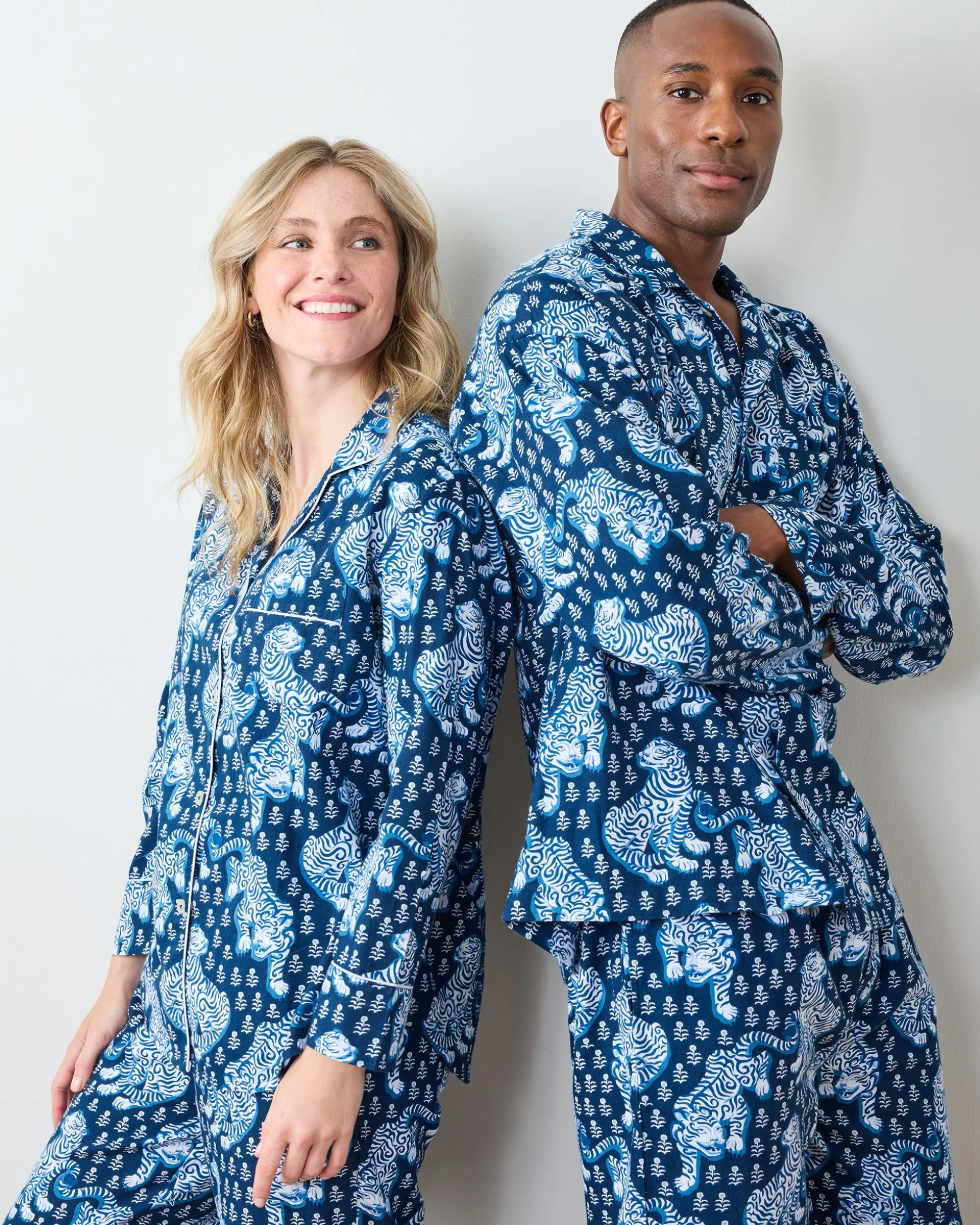 Men's Lightweight Flannel Long PJ Set in Tiger Queen