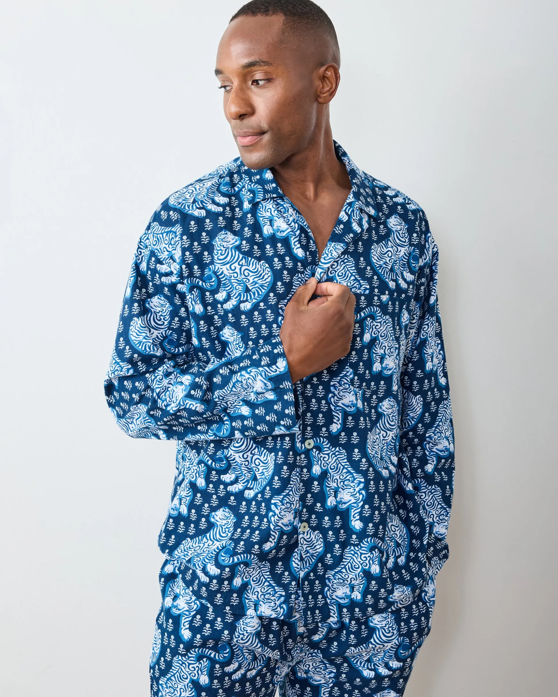 Men's Lightweight Flannel Long PJ Set in Tiger Queen