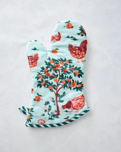 Oven Mitt in Hen House