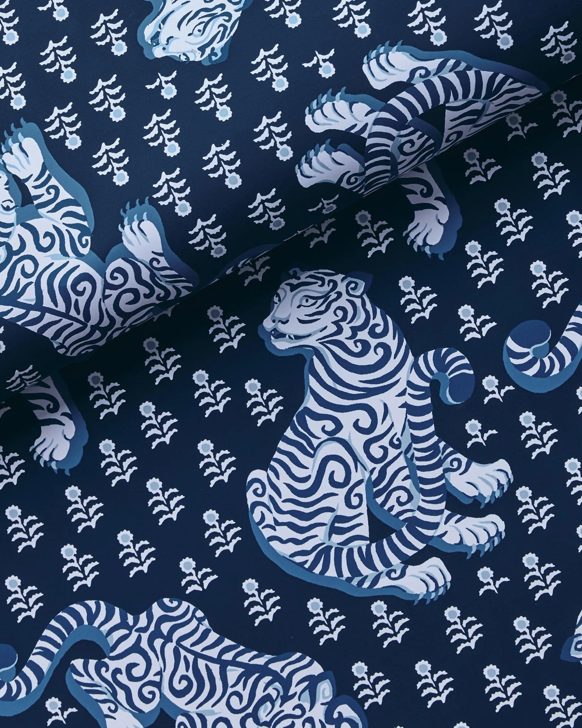 Peel & Stick Wallpaper in Tiger Queen