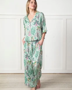 Petite Eco Satin Wildest Dreams Set in Camel's Courtyard