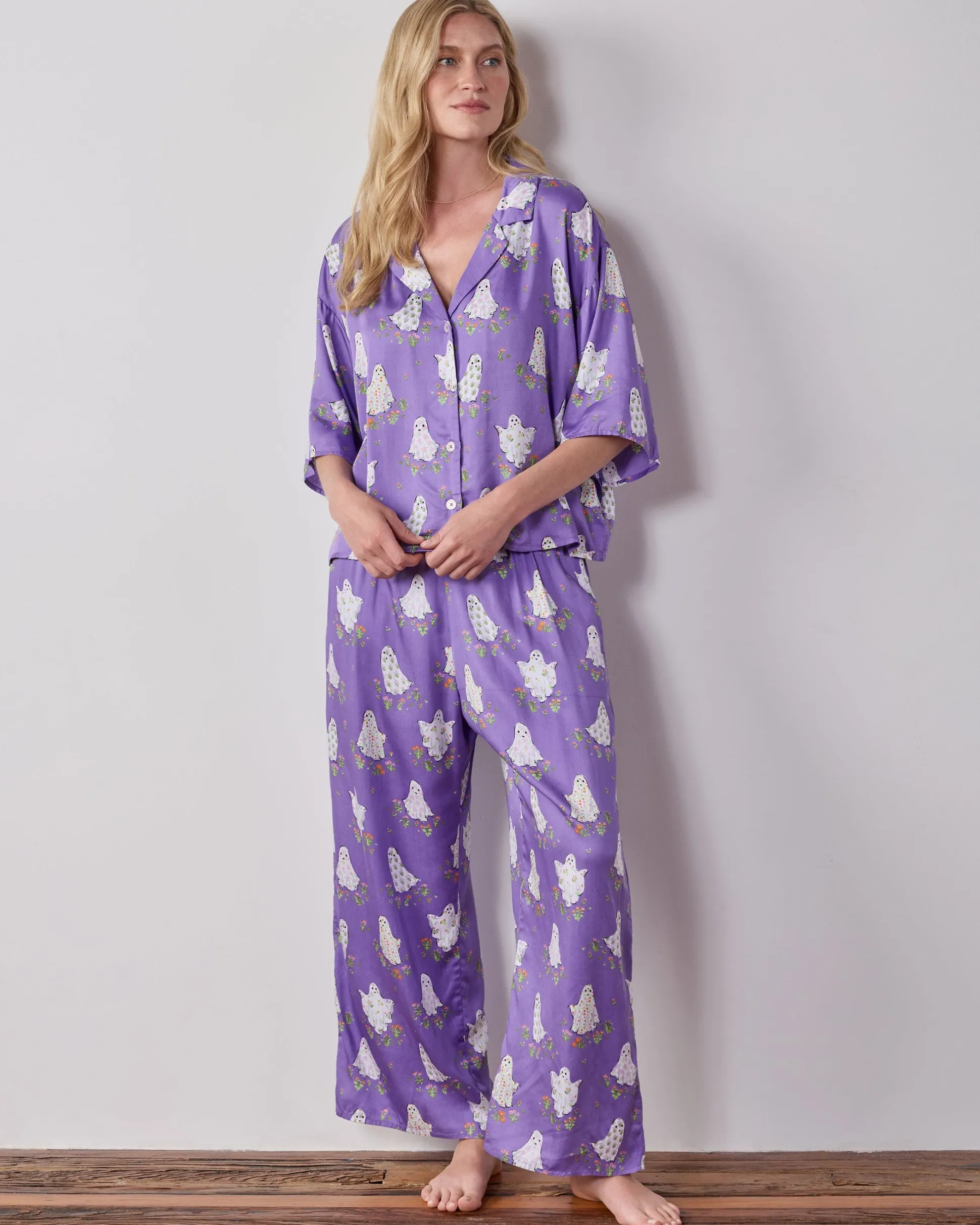 Petite Eco Satin Wildest Dreams Set in Gardening Ghosts