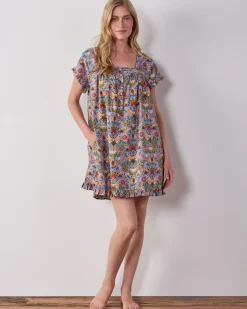 Pintuck Nightgown in Bee Tapestry