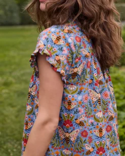 Pintuck Nightgown in Bee Tapestry