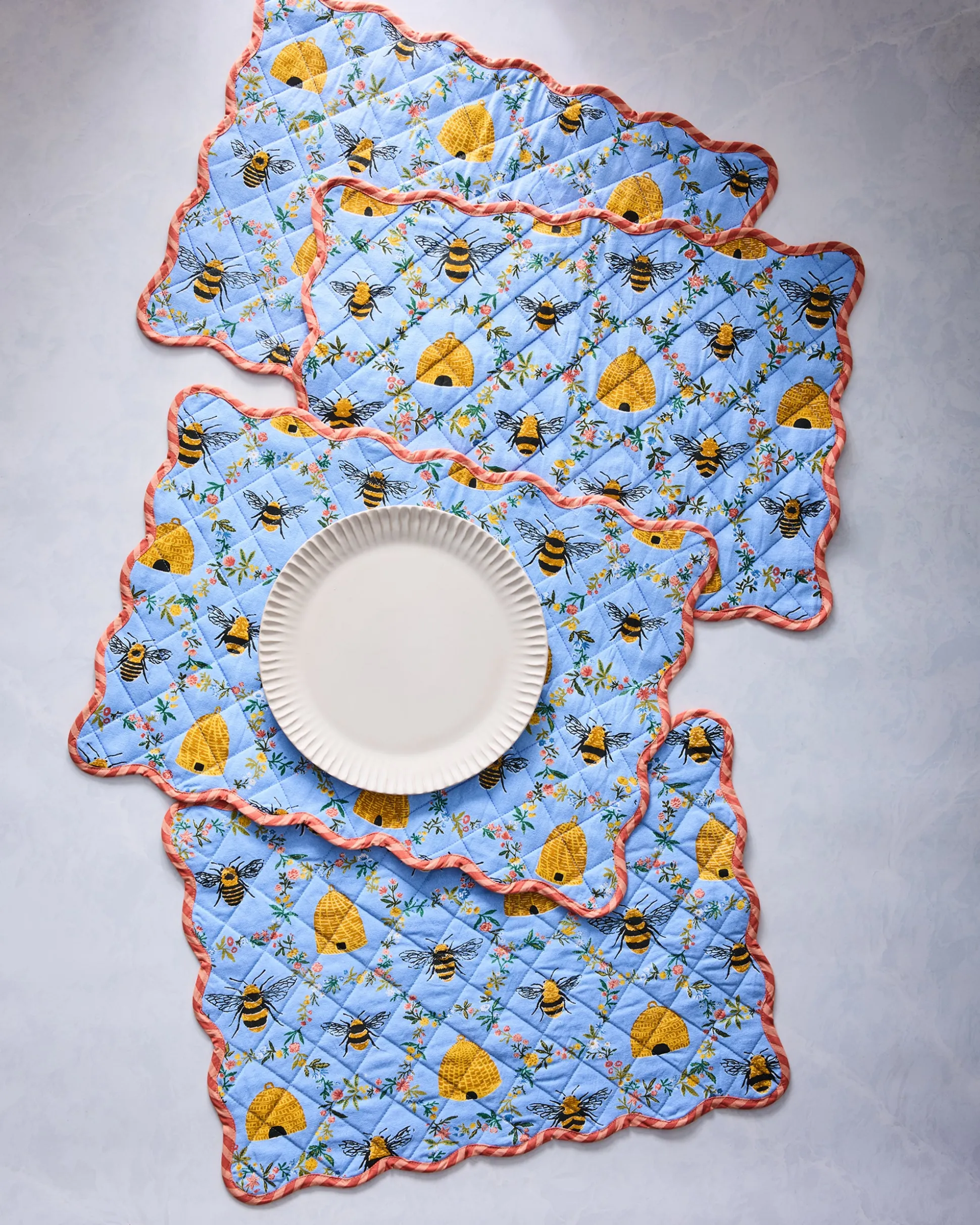 Placemats Set Of 4 in Sweet Bee