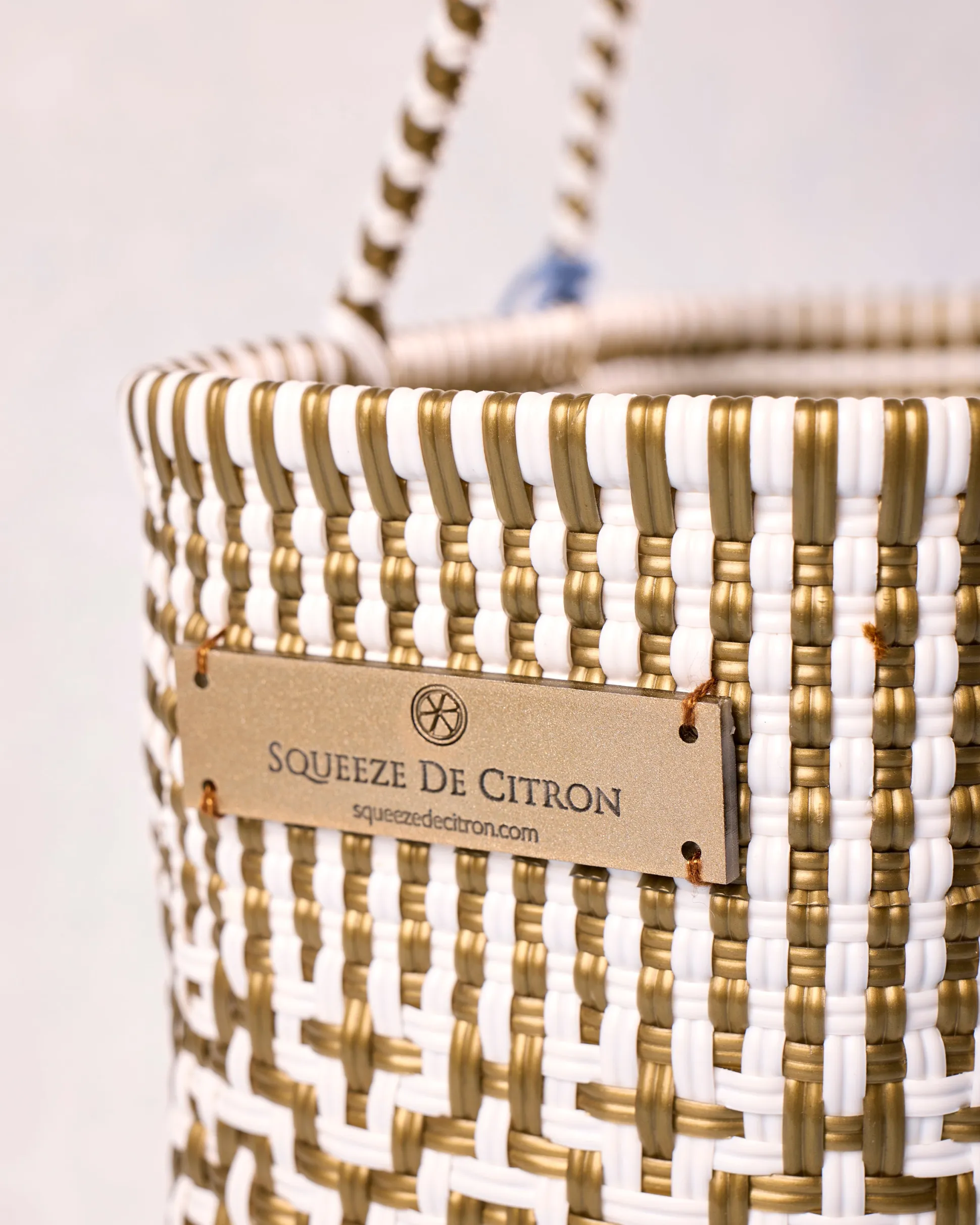 Preppy Tile Gold & White Citron Tote in Gold & White