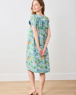 Retro Dreams Nightgown in Must Love Cats