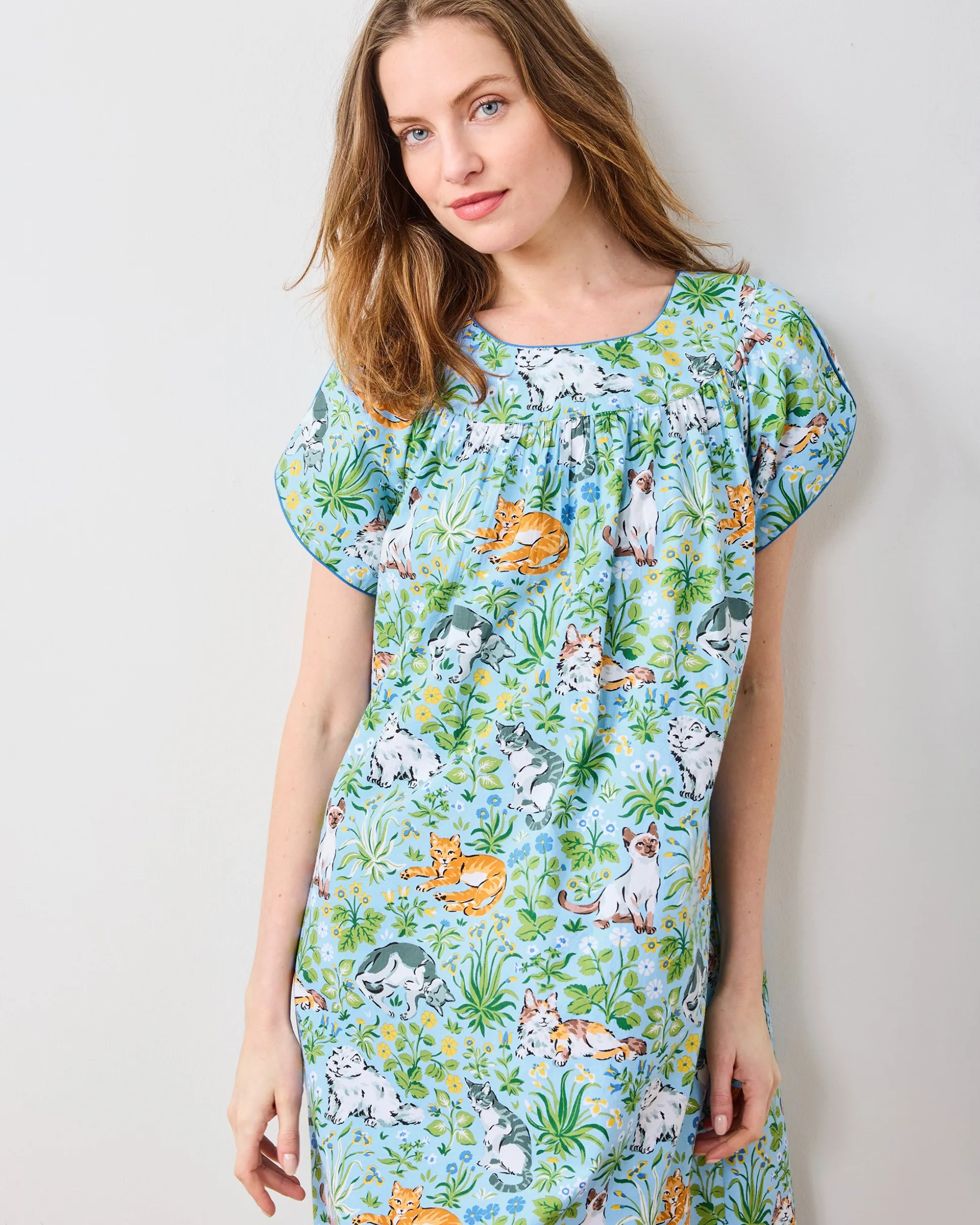 Retro Dreams Nightgown in Must Love Cats