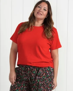 Saturday Tee in Red Lip