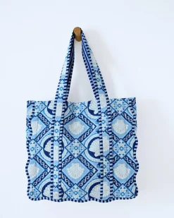 Scalloped Tote Bag in Tide & Tile