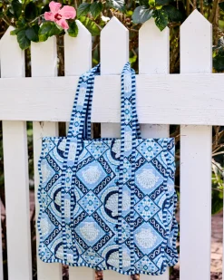 Scalloped Tote Bag in Tide & Tile