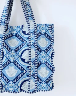 Scalloped Tote Bag in Tide & Tile