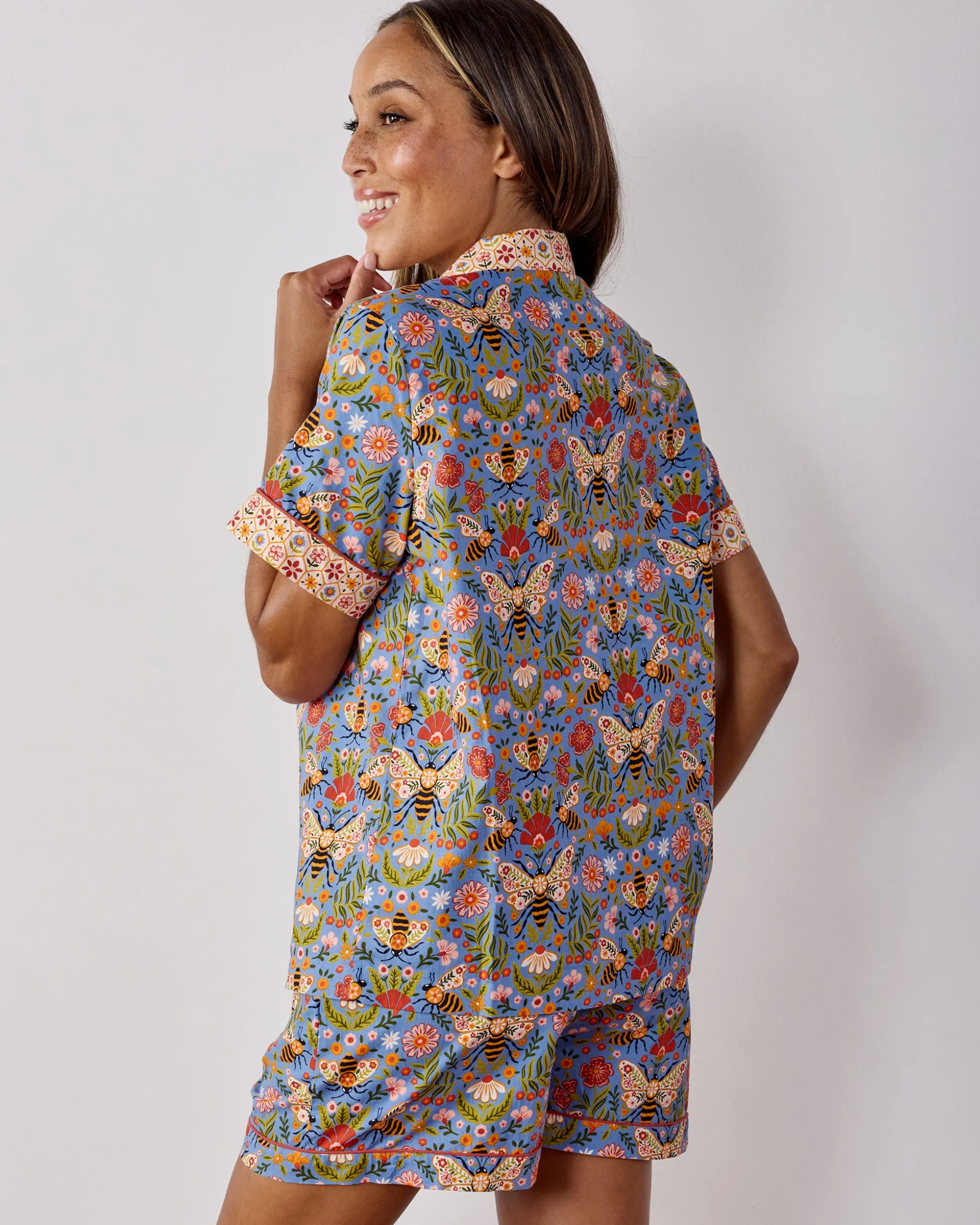 Short PJ Set in Bee Tapestry