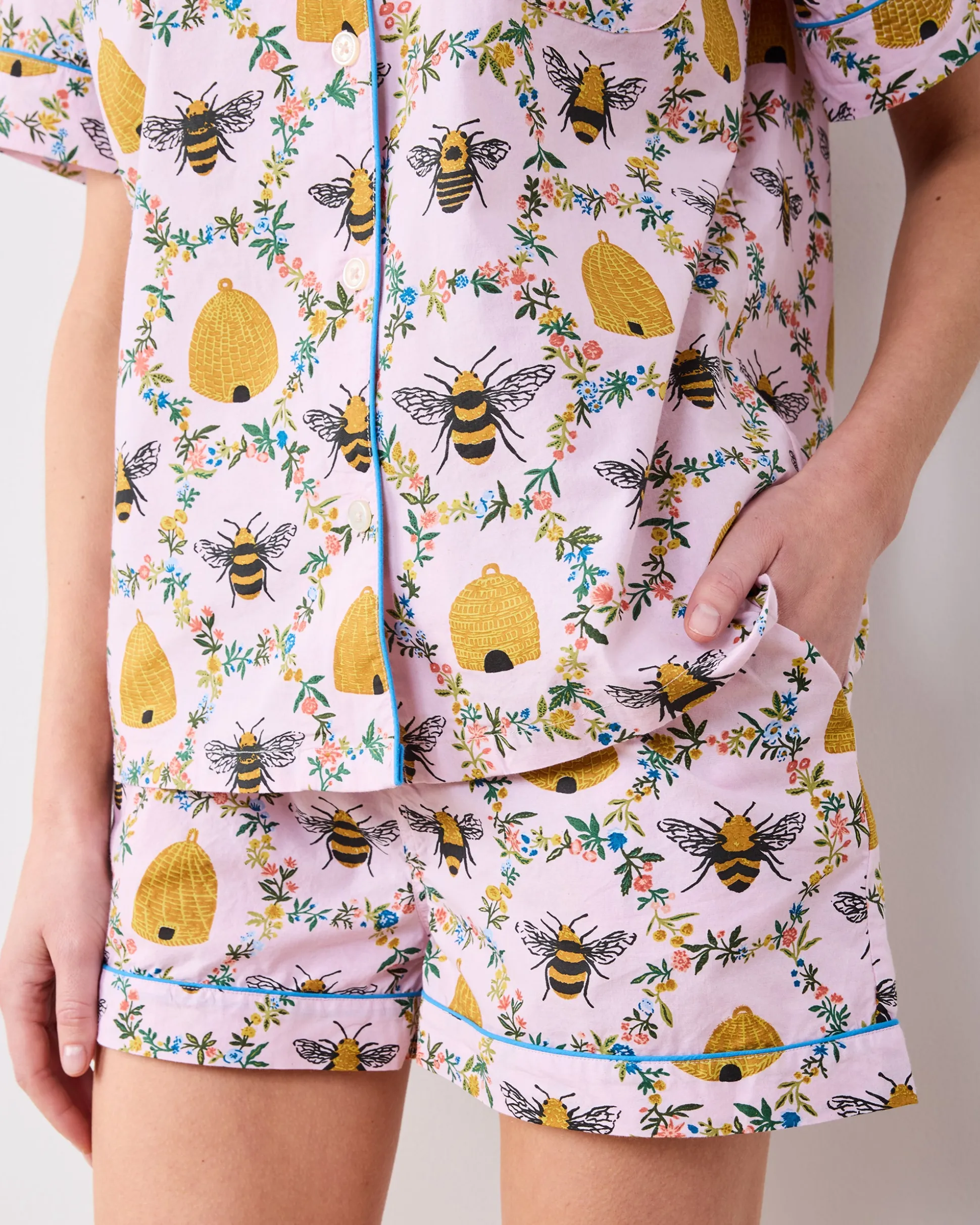Short PJ Set in Sweet Bee