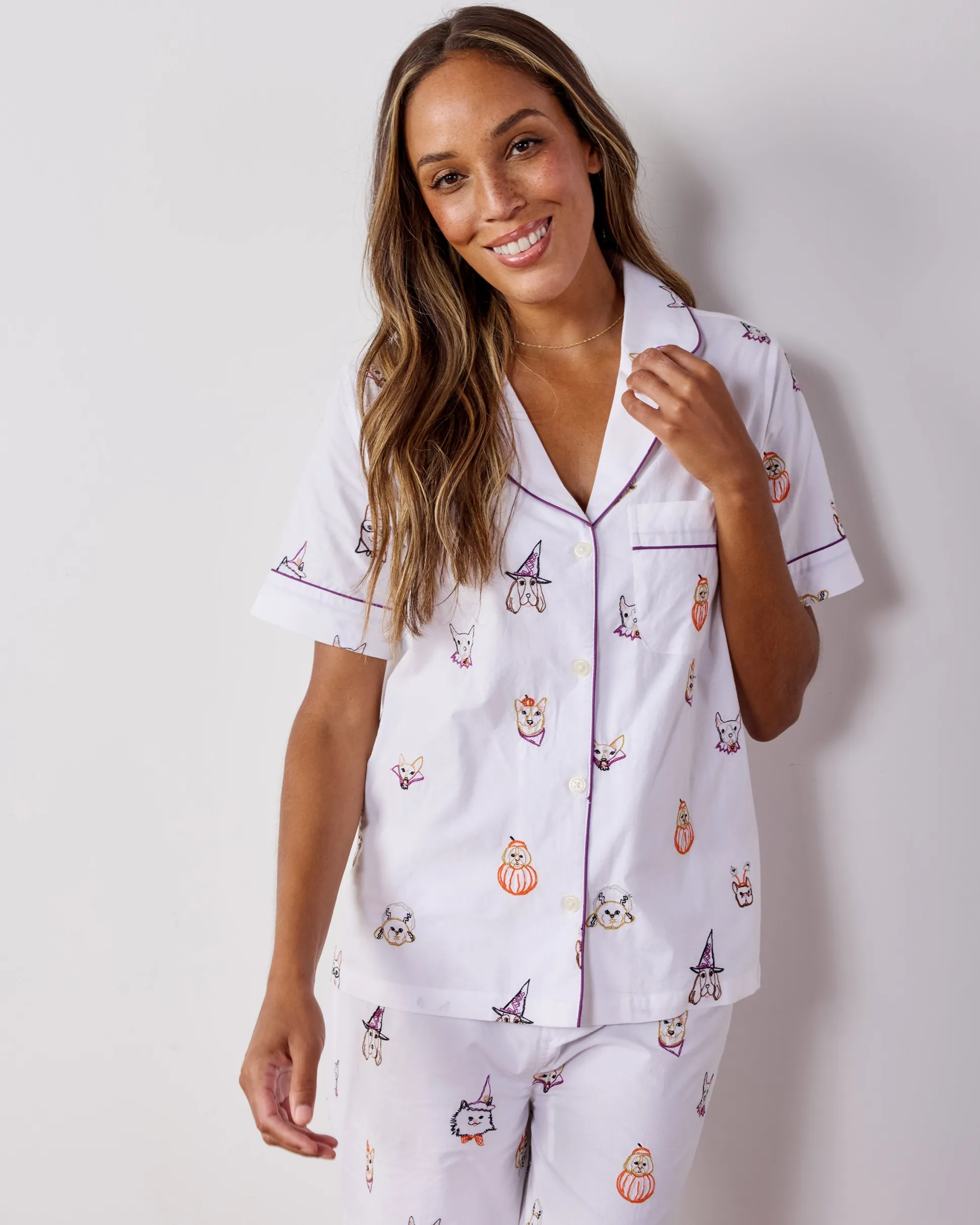 Short Sleeve Top & Cropped Pants Set in Halloween Hounds