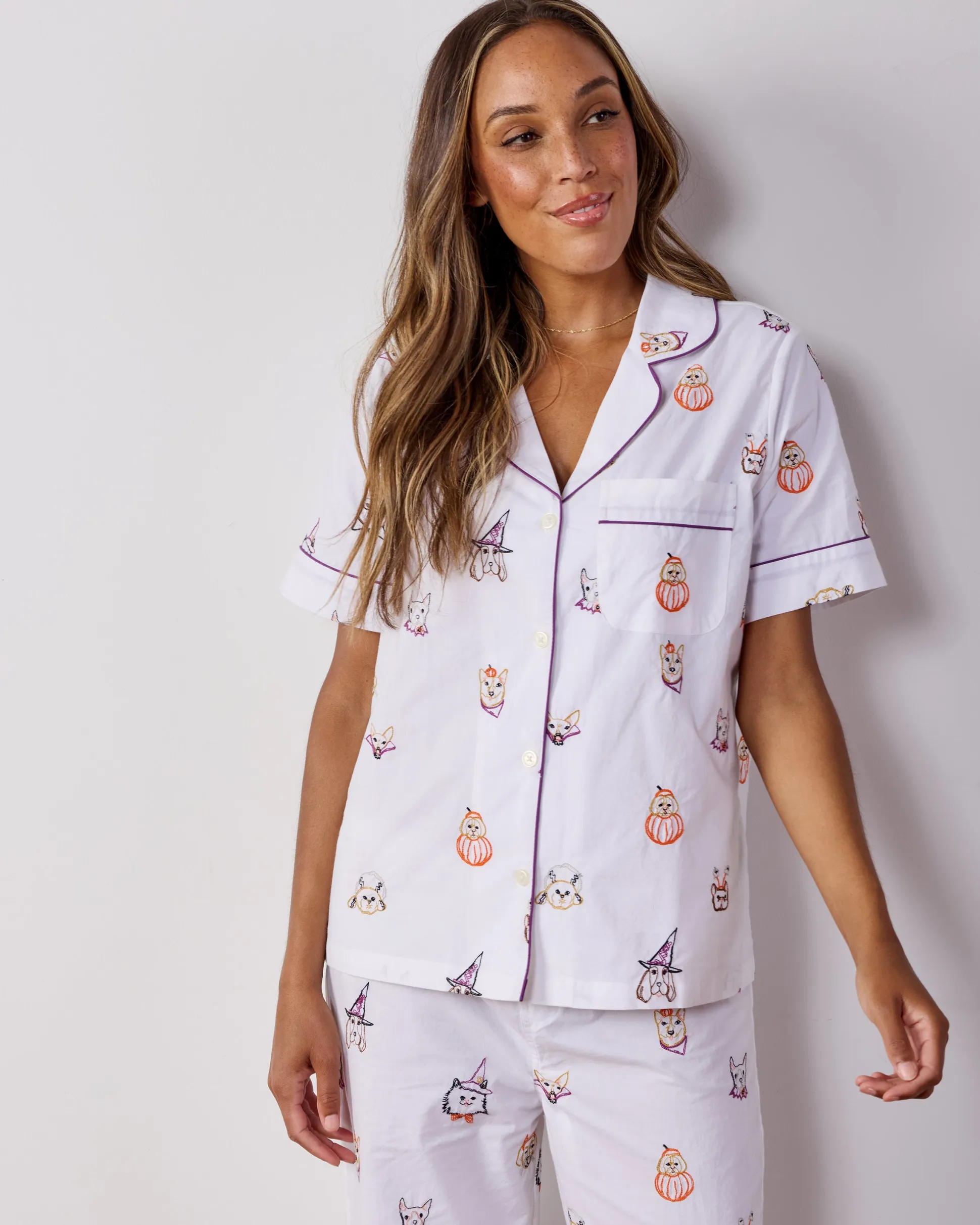Short Sleeve Top & Cropped Pants Set in Halloween Hounds