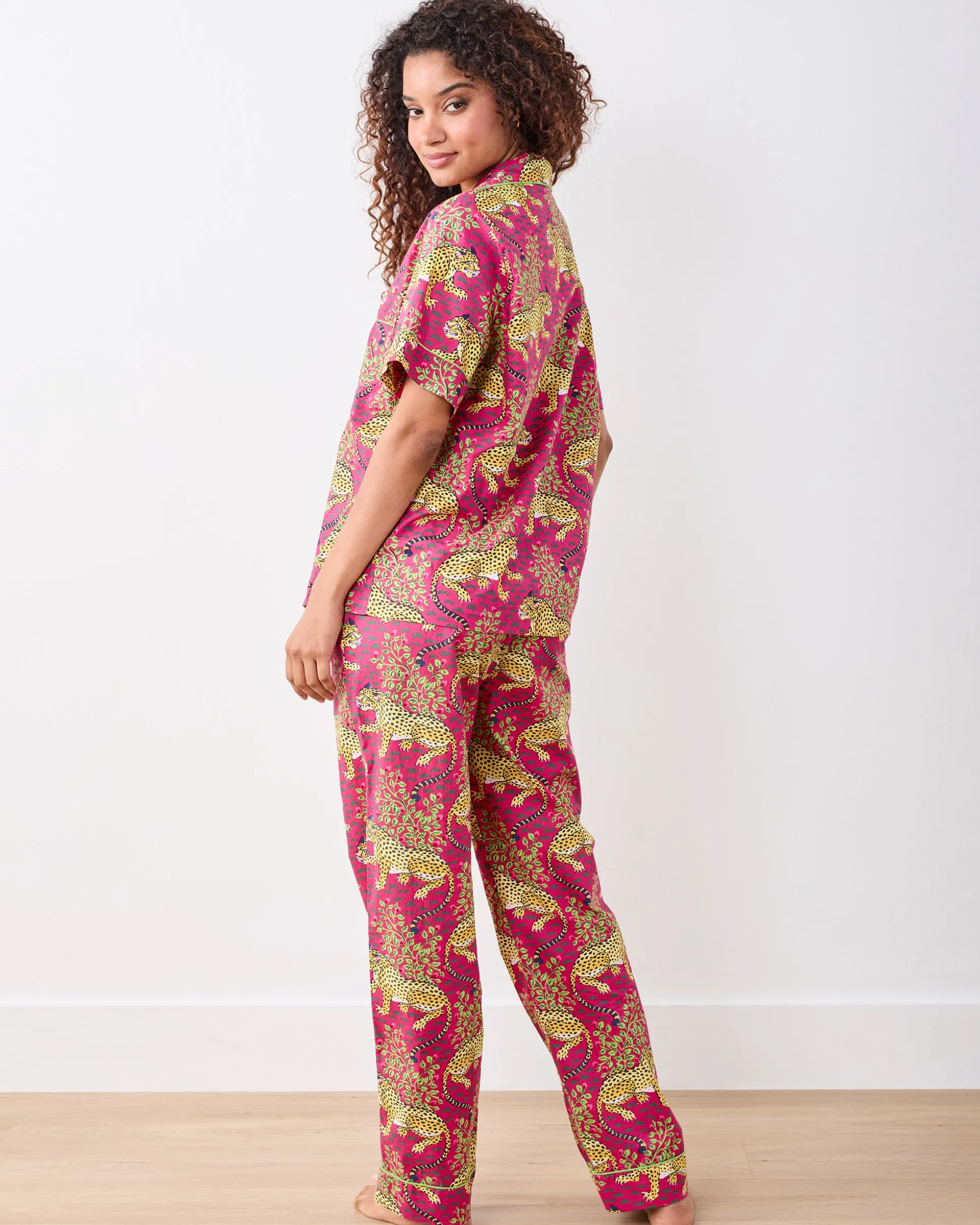 Short Sleeve Top & Long Pants Set in Bagheera