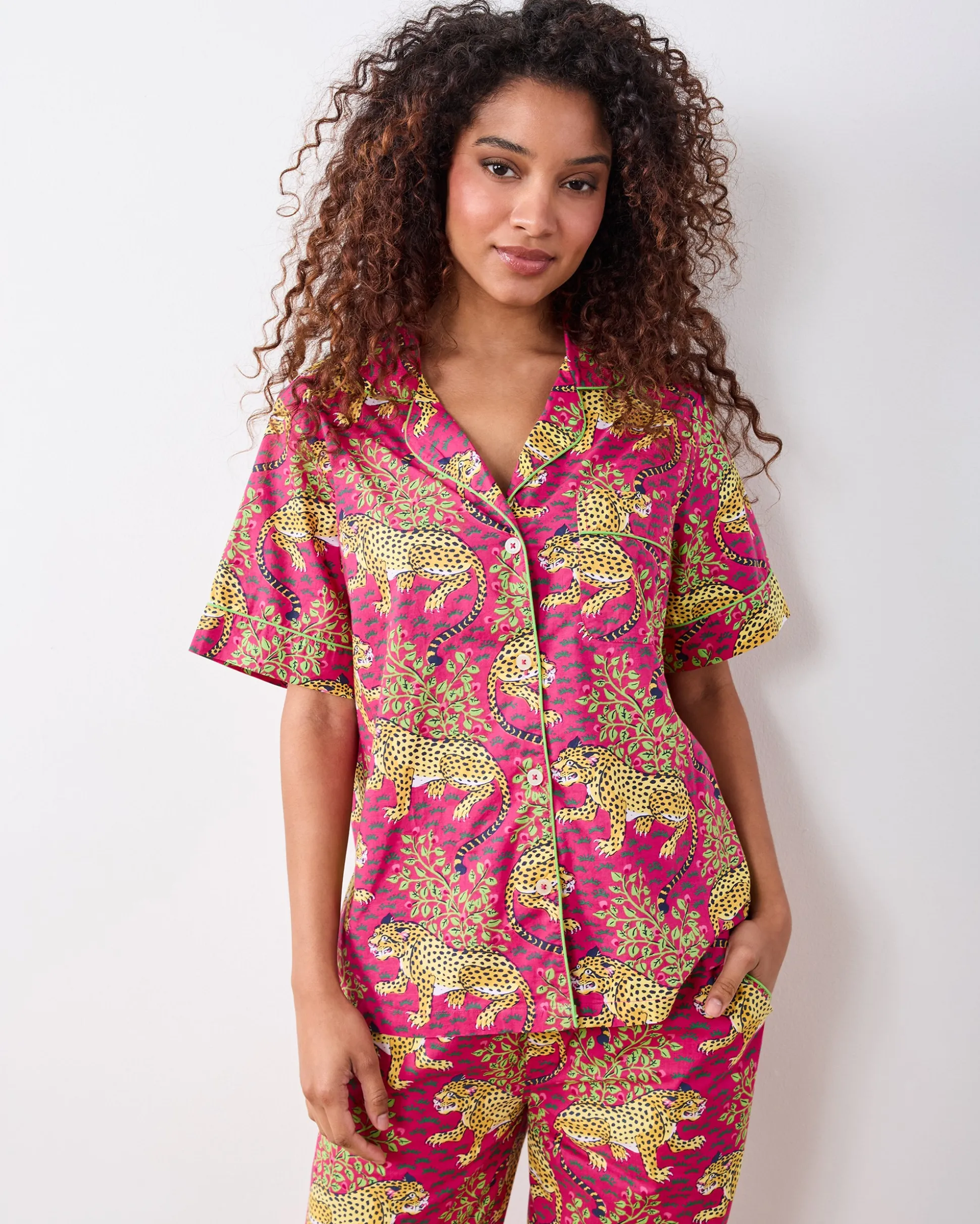 Short Sleeve Top & Long Pants Set in Bagheera