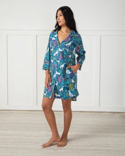 Sleep Shirt in Must Love Dogs