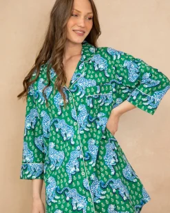 Sleep Shirt in Tiger Queen