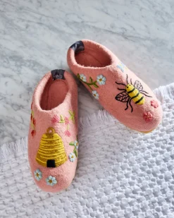 Slipper in Sweet Bee