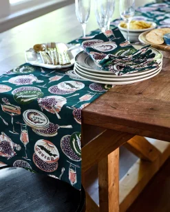 Table Runner in Champagne & Caviar