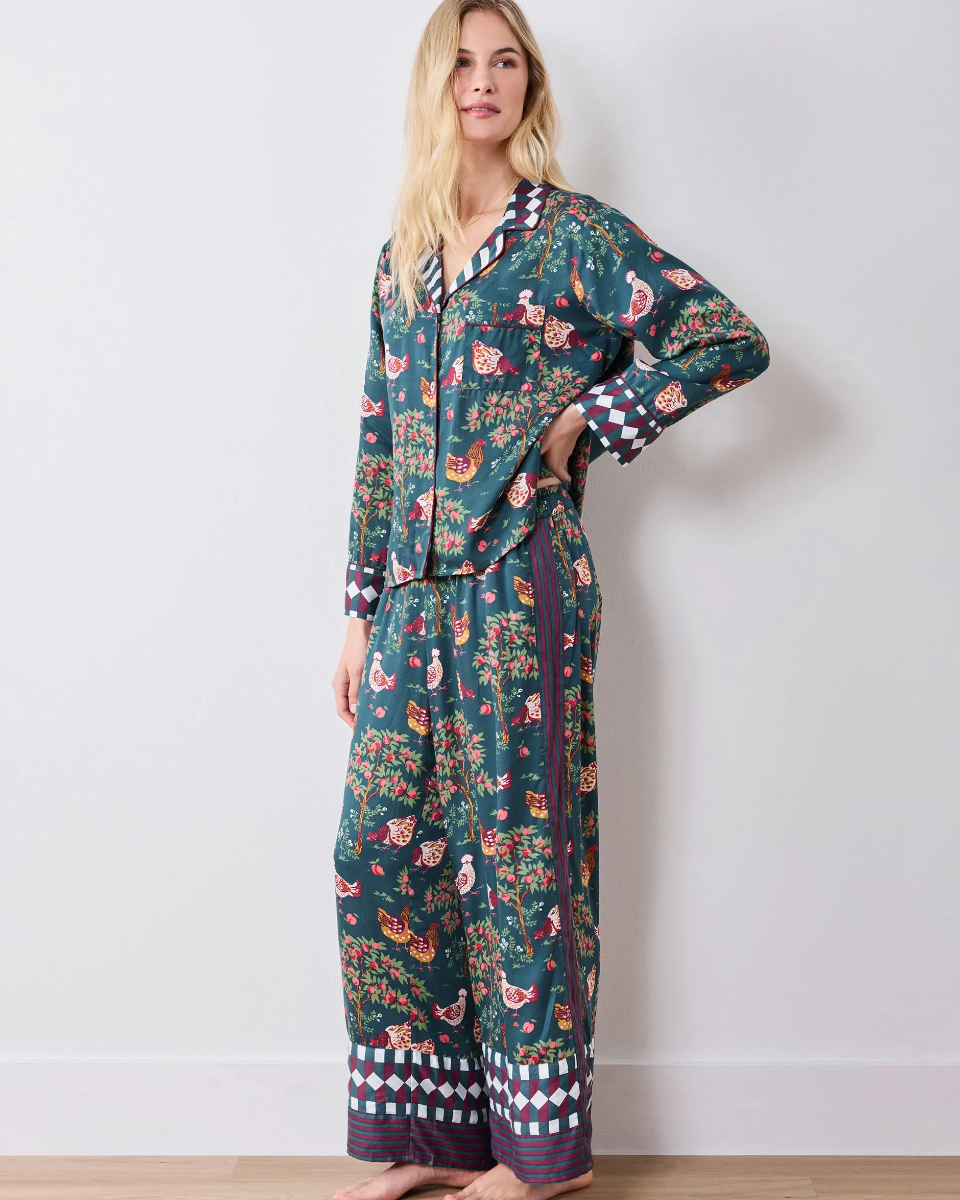 Tall Eco Satin Rittenhouse Set in Hen House