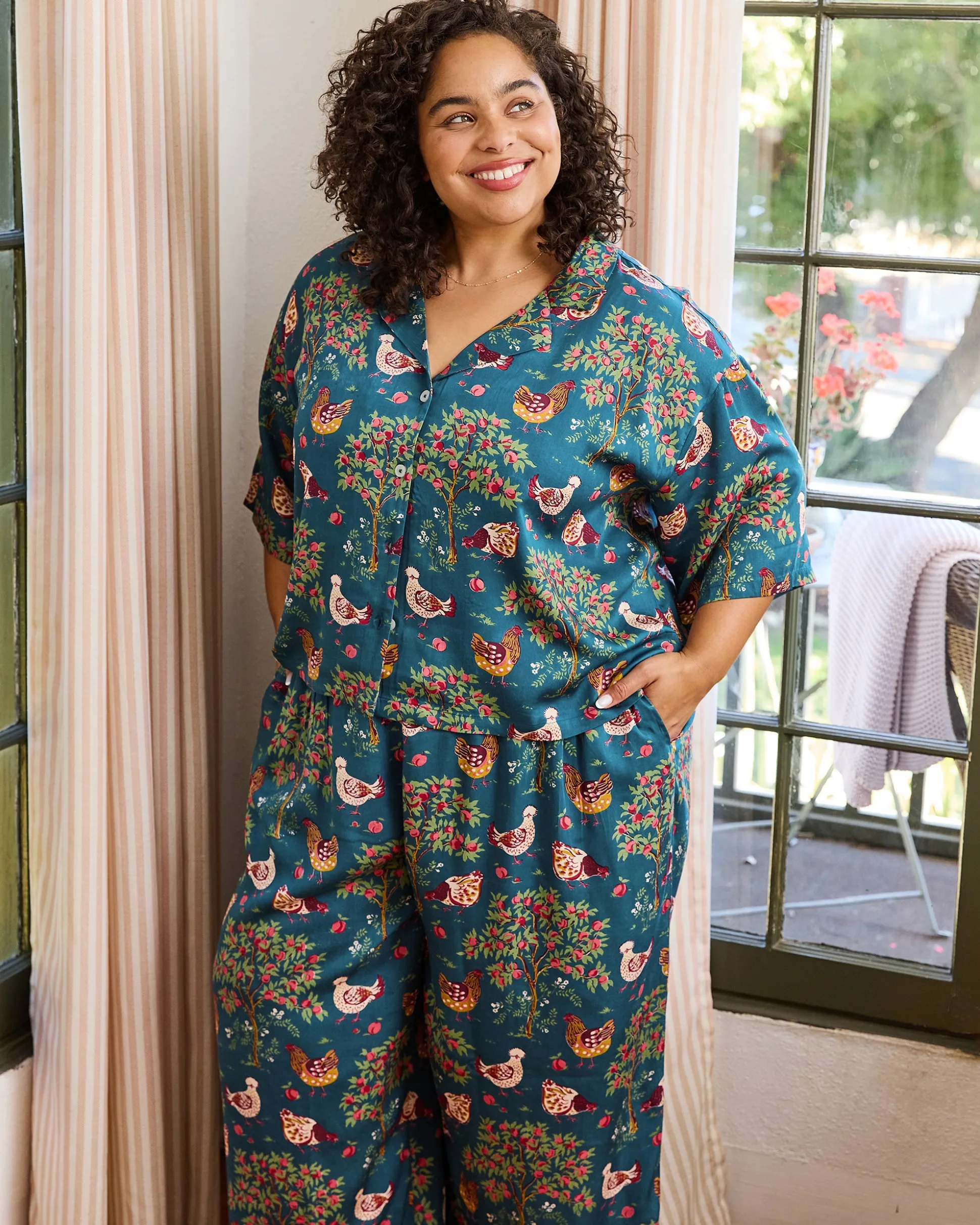 Tall Eco Satin Wildest Dreams Set in Hen House