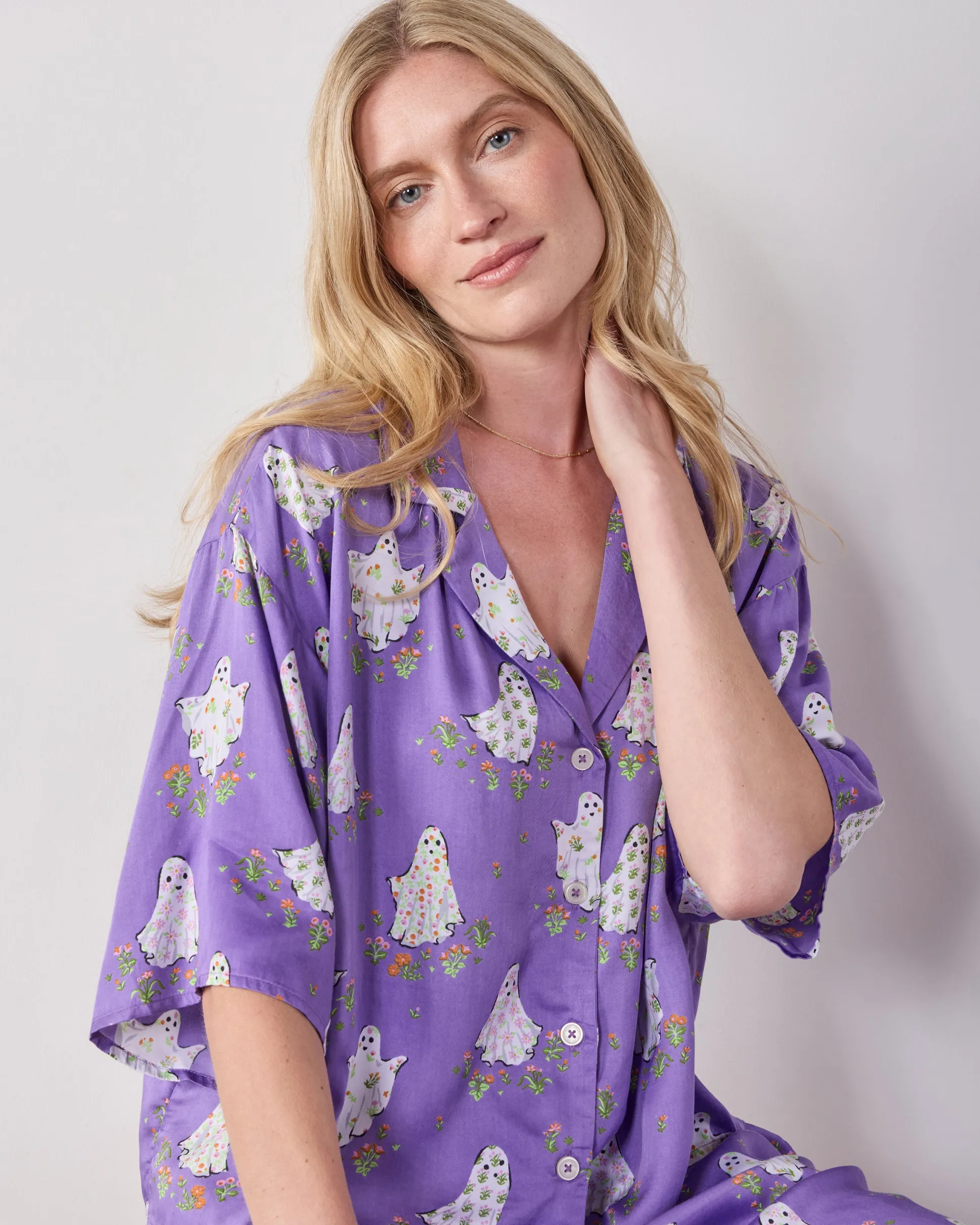 Tall Eco Satin Wildest Dreams Set in Gardening Ghosts